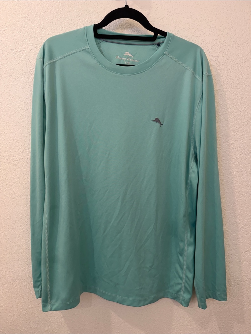Tommy Bahama Men’s Long Sleeve Rash Guard in Seafoam Mint